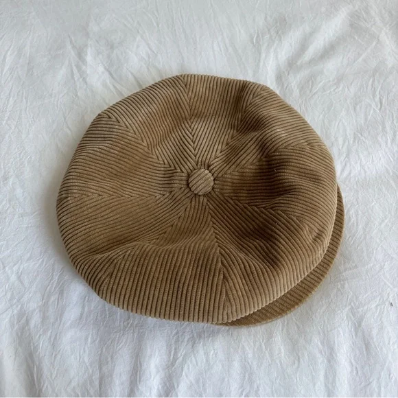 Burberry Corduroy Beret - Picture 3 of 5